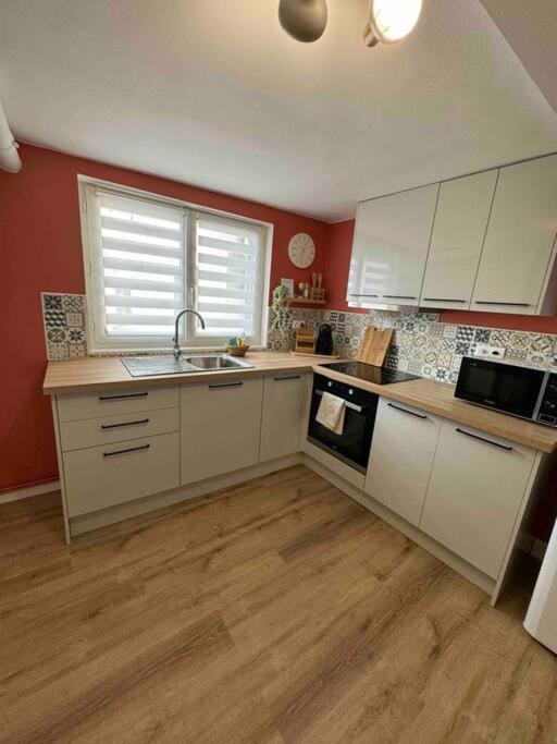 Centre Apartment *